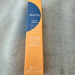 Nuria Defend Triple Action Eye Cream - Orange and Blue